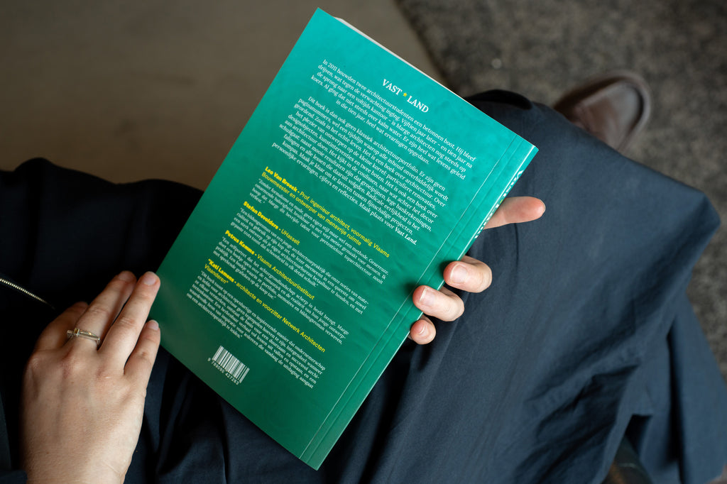 Vast* Land | boek